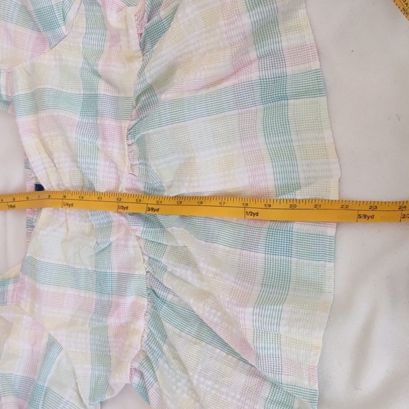 New Puff Sleeve Smocked Top Size L - Picture 4 of 7